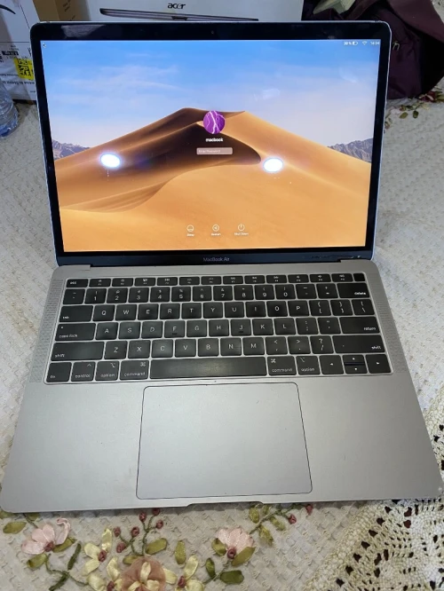 Macbook air retina 13.3-inch 2018