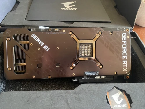 ASUS TUF Gaming RTX 3080 V2 OC  10 Go