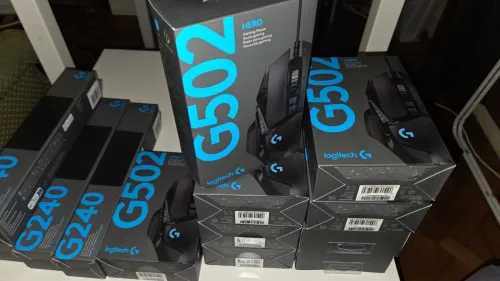 Pack Gaming souris Logitech G502 HERO + Tapis Logitech G240