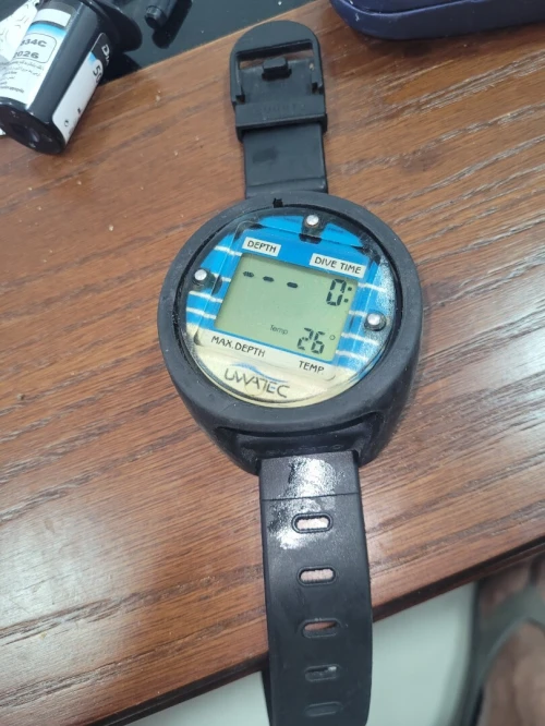 PROFONDIMETRE PLONGÉE SOUS-MARINE UWATEC AQUA-LUNG 