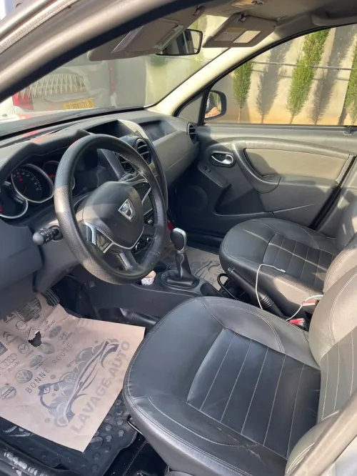 Dacia Duster 2017 Laureate