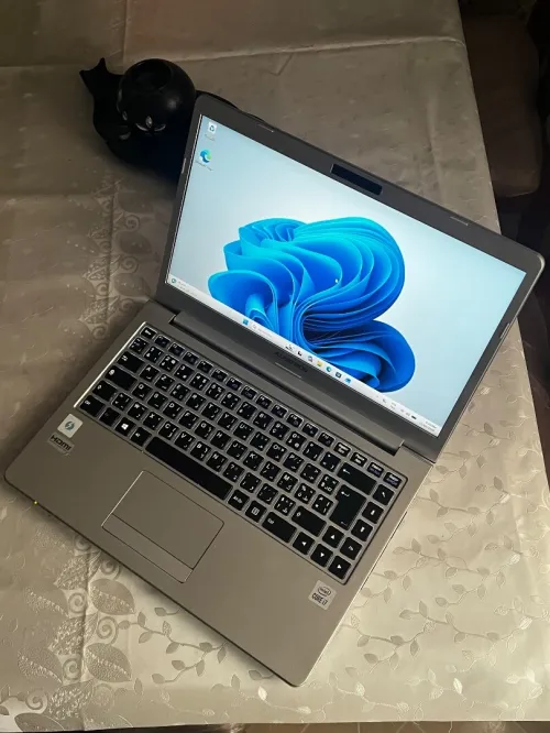 Laptop ALFATRON Core i7 10eme Gen 16Go RAM