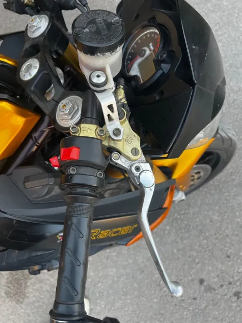 Benelli Benelli TNT 899 Café Racer – 2015 2015