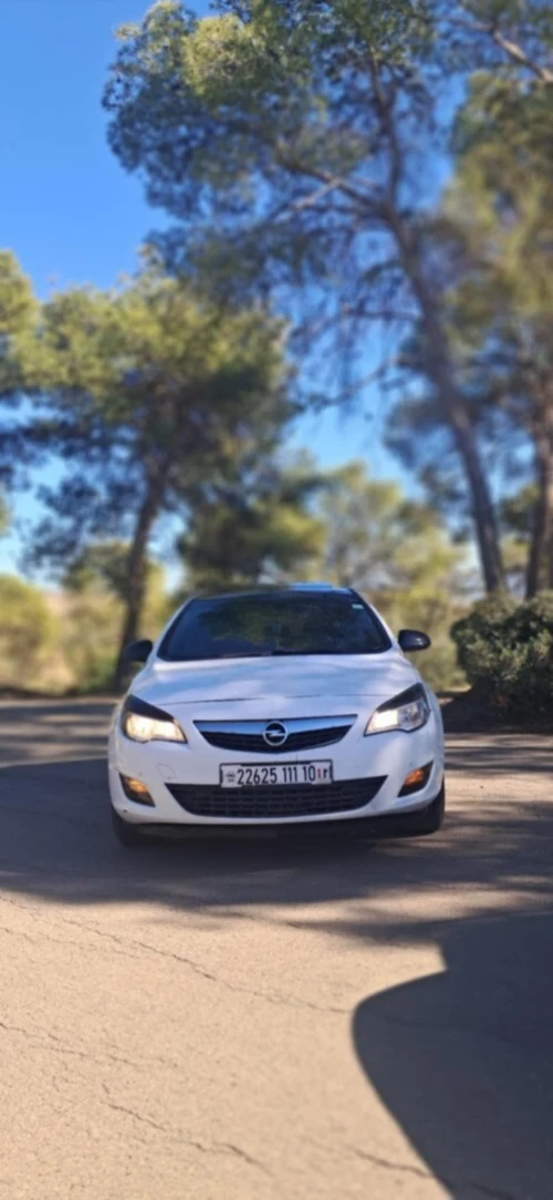 Opel Astra 2011 SPORT