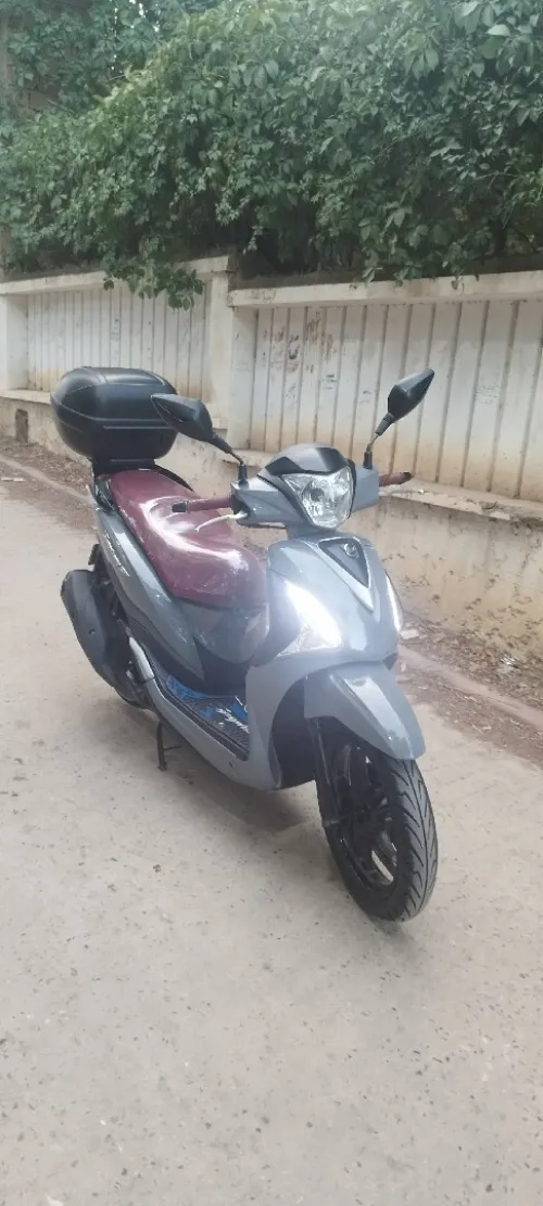 Sym ST 2023
