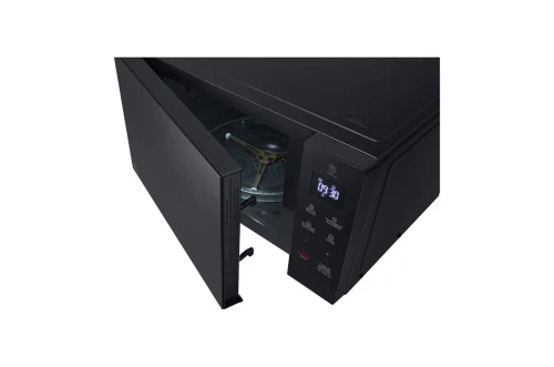 Micro-ondes LG  MS3032JAS Solo  NeoChef 30L ON OFF |Solo  Ouverture de porte par bouton