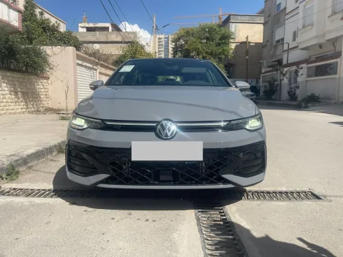 Volkswagen Golf 8 2025 R-Line