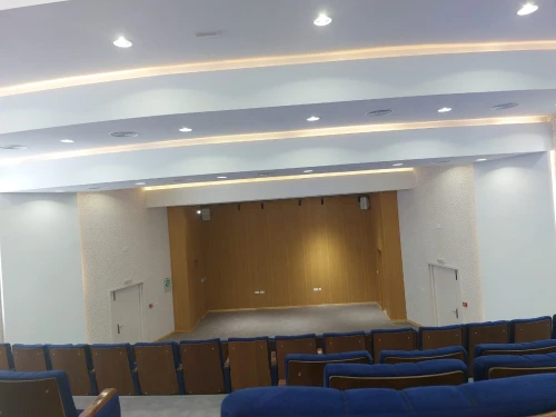 Chaise conférence cinéma et théâtre