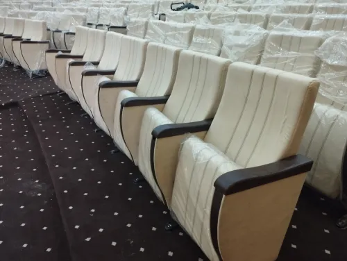 Chaise conférence et théâtre en polyuréthane pied normal et central 