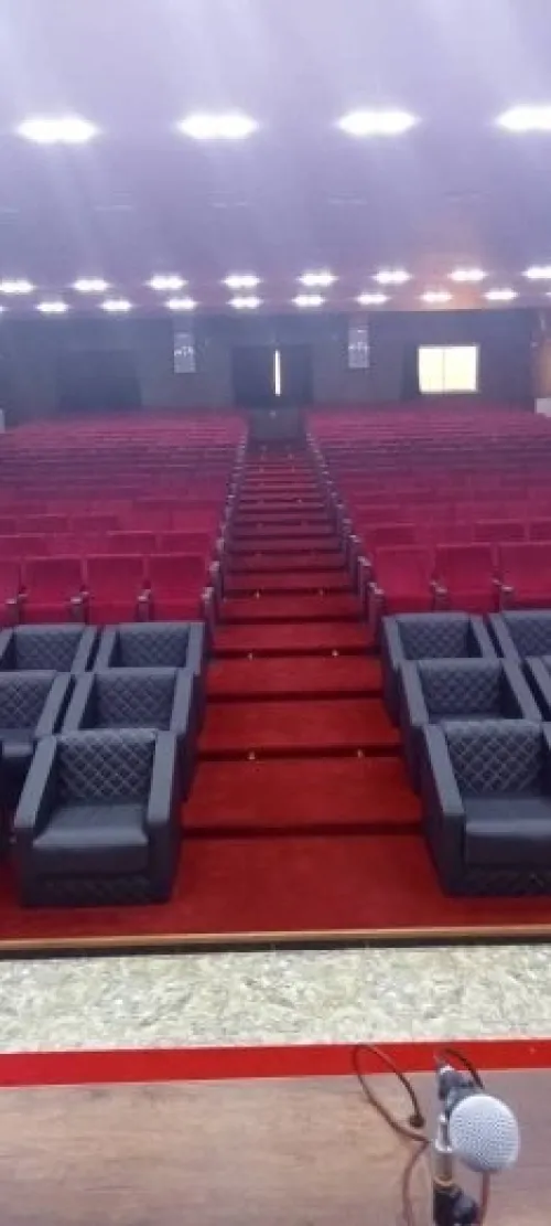 Chaise conférence cinéma et théâtre
