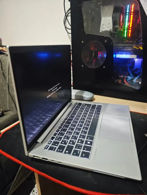Laptop HP Elitebook 845 G10 Bang and Olufsen