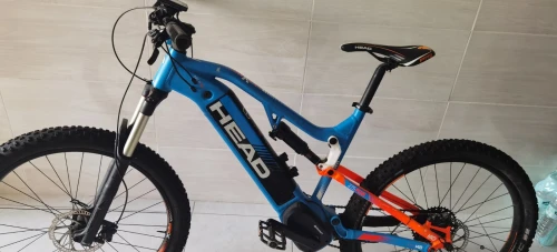 Velo vtt pro head électrique