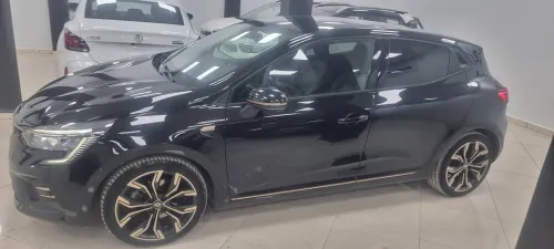 Renault Clio5 2022 LUTECIA