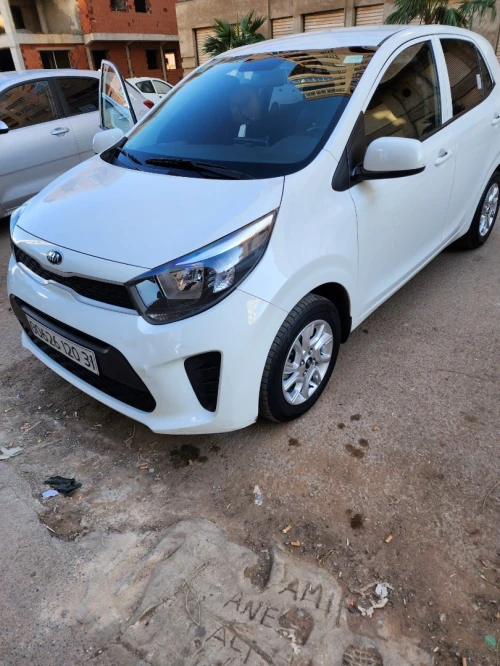 Location de voiture kez