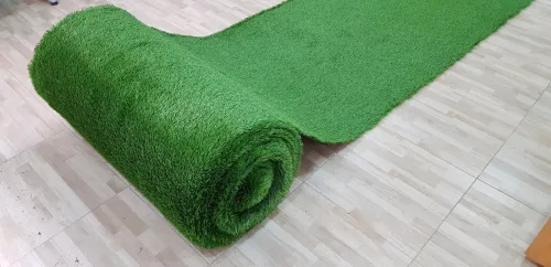 TAPIS GAZON - De nouveau disponible.