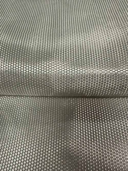 Géotextile Tissé de Renforcement 150 kN-Disponible chez OROMAX.