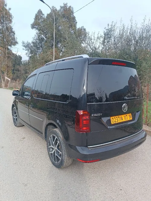 Volkswagen Caddy 2017 Highline