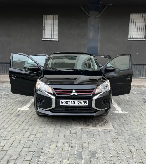 Mitsubishi Mirage 2024 Black edition