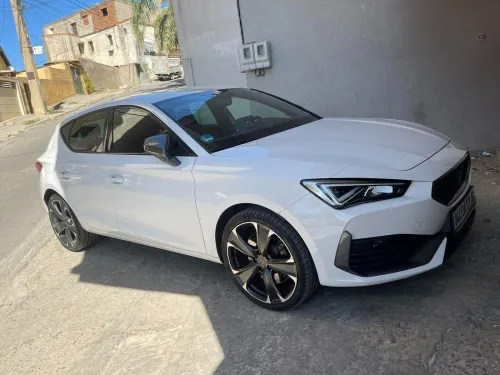 Cupra  Leon 2021 