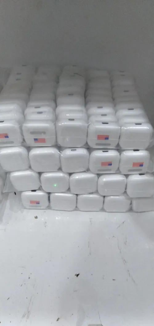 Airpods 4 en gros/Jamla bark (avec la garantie)