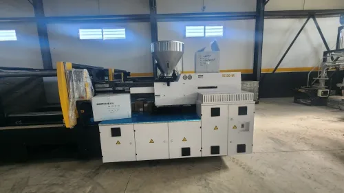 MACHINE INJECTION PLASTIQUE