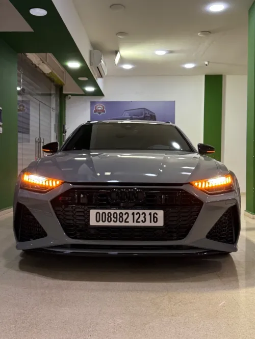 Audi RS6 Avante  2023 Quattro S tronic