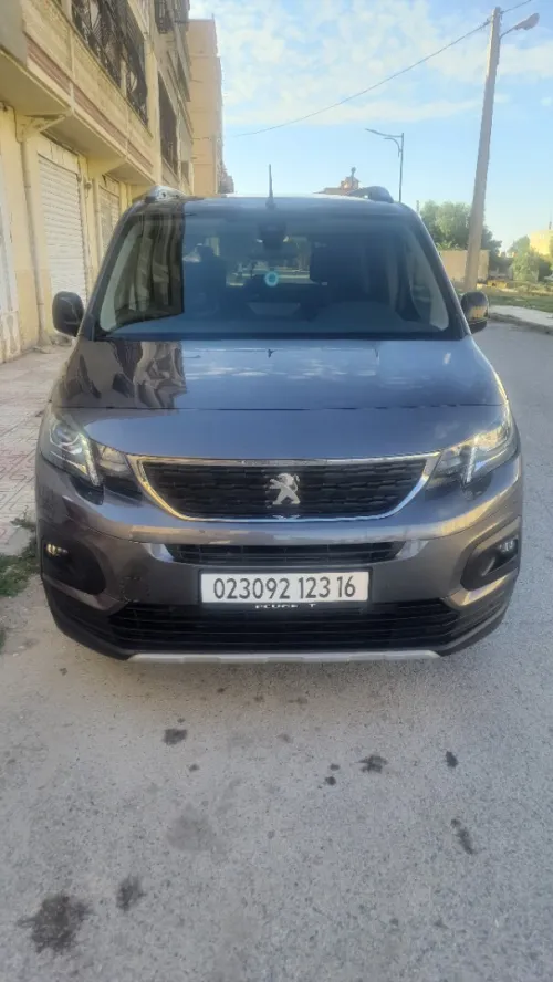 Peugeot Rifter 2023 Allure