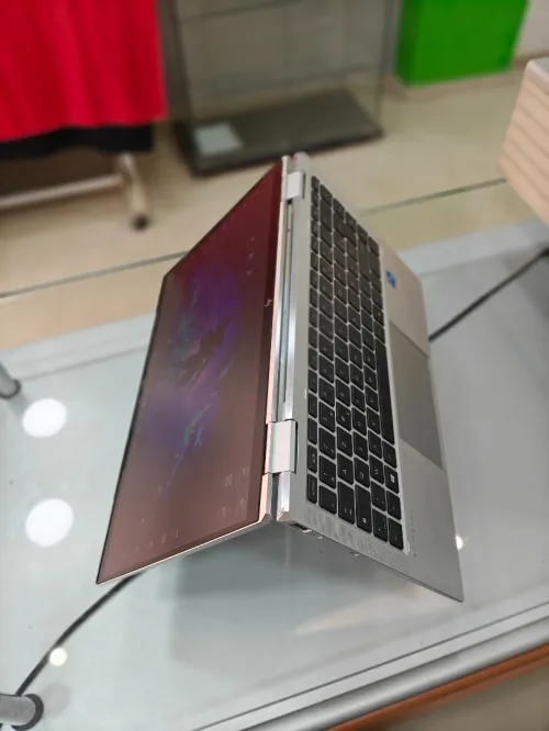 HP EliteBook x360 1040 G8 