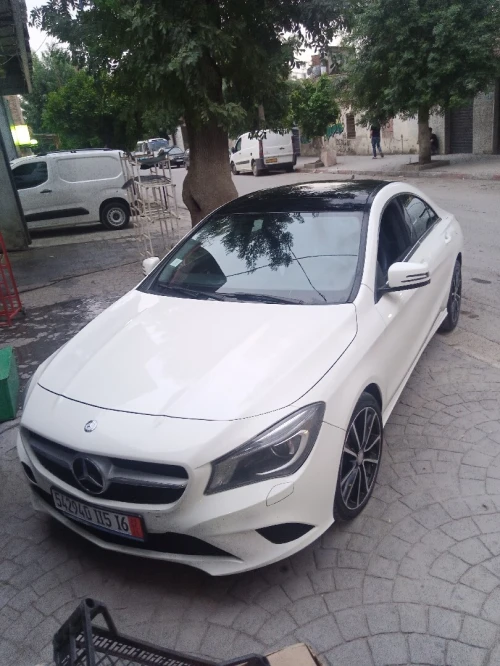 Mercedes GLA 2015 220