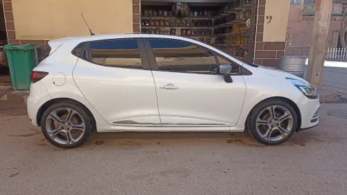 Renault Clio 4 2018 GT Line +