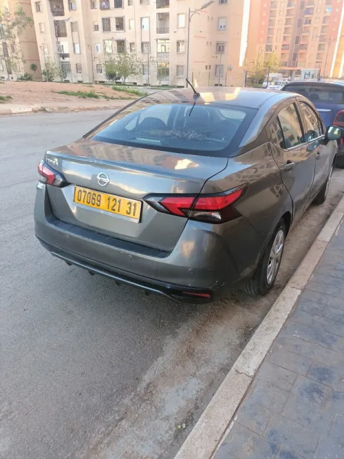 Nissan Sunny 2021 Versa