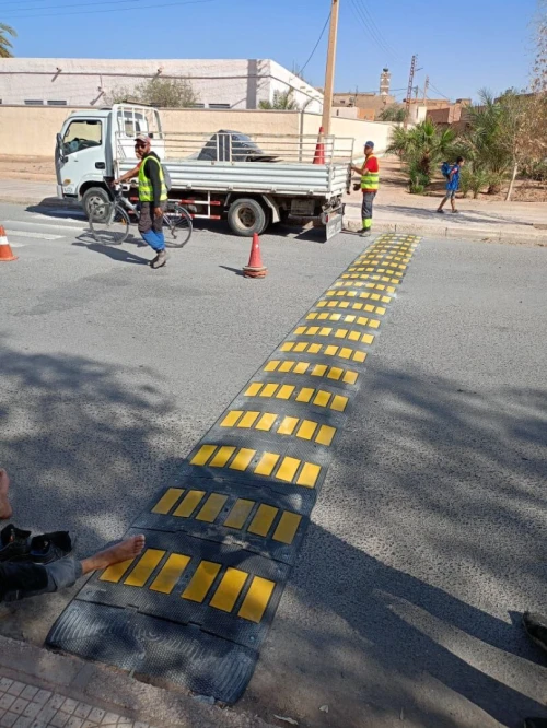 signalisation routières - إشارات المرور وعلامات الطريق 