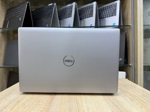 LAPTOP DELL LATITUDE 5520| i5 11eme| RAM 8Go| SSD 256Go| Écran 15,6 FHD| clavier Lum| empreinte