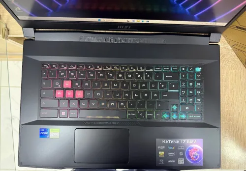 LAPTOP MSI KATANA 17 | i7 12650H | RAM 16Go | SSD 512Go | ÉCRAN 17,3 FHD 144Hz |Nvidia RTX 4070 8Go 
