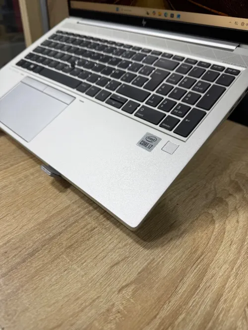 LAPTOP HP ELITEBOOK 850 G7 |i7 10ème |RAM 16GO |SSD 512Go |Ecran 15,6FHD TACTILE |clavier Lum |sim