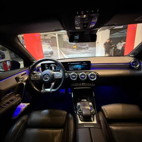 location de voiture de luxe MERCEDES A35 AMG 2022 450CH