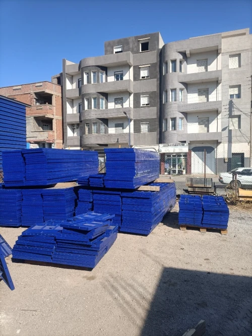 بيع قوالب وأدوات البناء