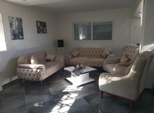 Des fauteuils neuf