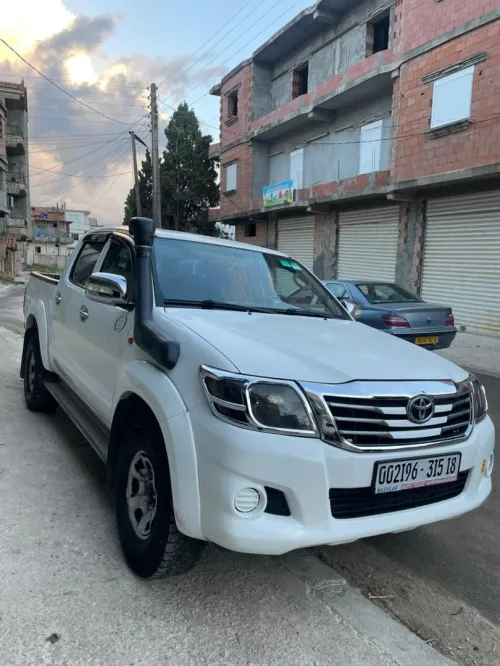 Toyota Hilux 2015 LEGEND DC 4x4