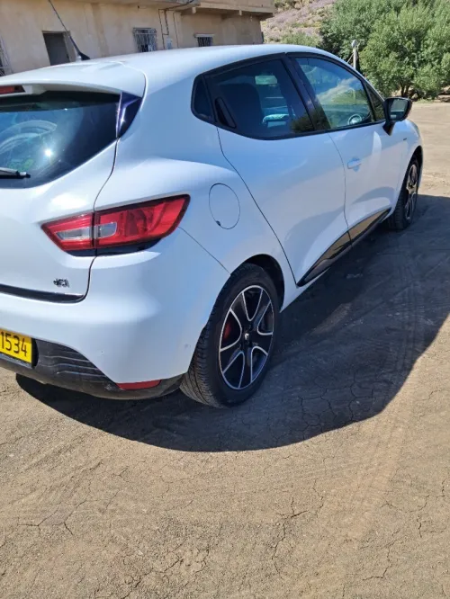 Renault Clio 4 2015 Limited