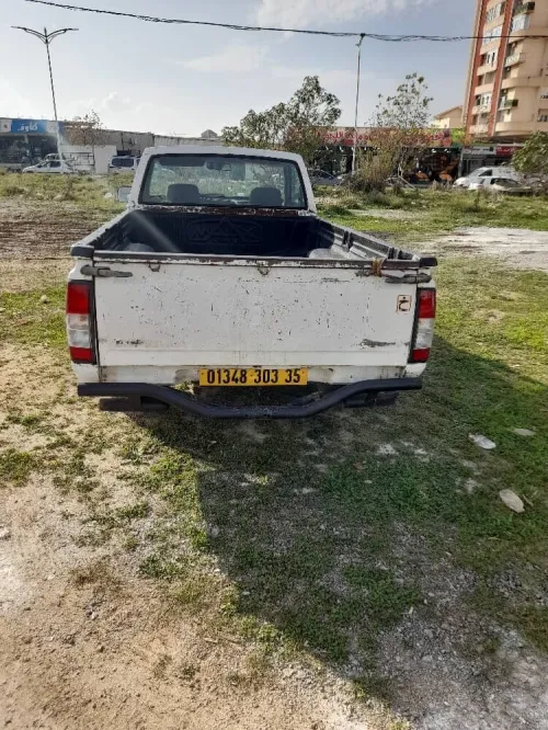 Nissan Pickup 2003 Pickup