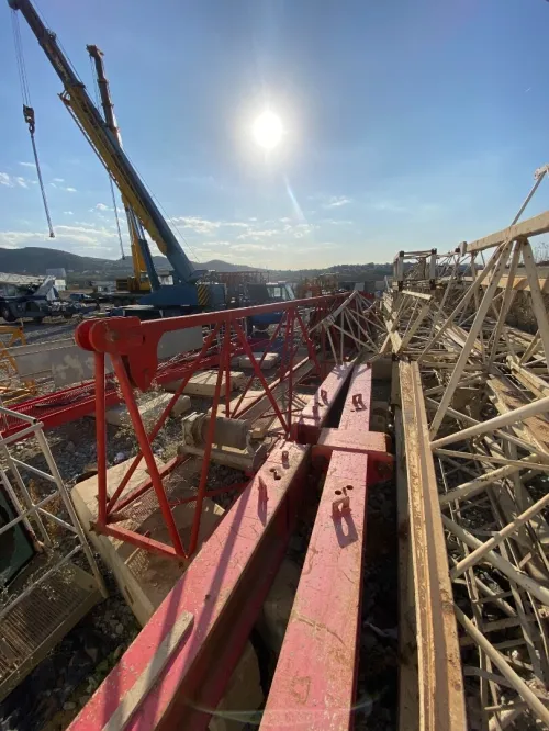 Grue a tour
