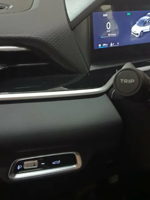 Geely Coolray 2025 
