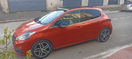 Peugeot 208 2016 Allure Facelift