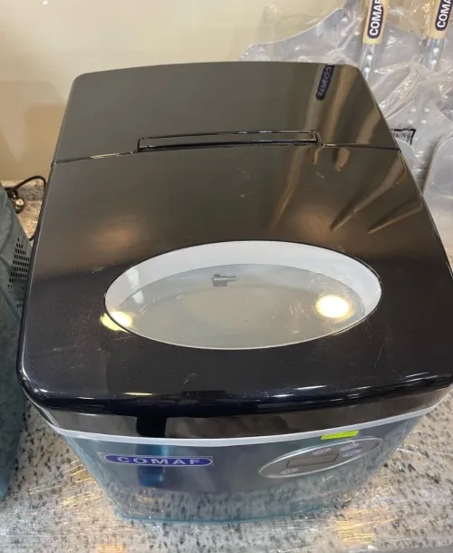 Pondeuse à glaçons comaf