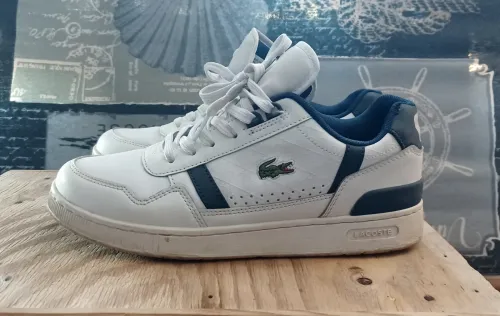 Basket lacoste T-clip