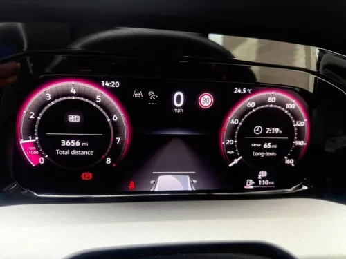 Volkswagen Golf 8 2024 Life Plus