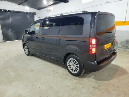 Peugeot Expert 2025 Combi