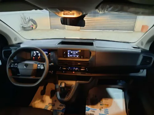 Peugeot Expert 2025 Combi