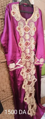 Robes, Chemisettes et Manteaux